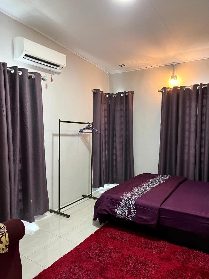 Aina Guest House Kota Bharu Eksteriør bilde