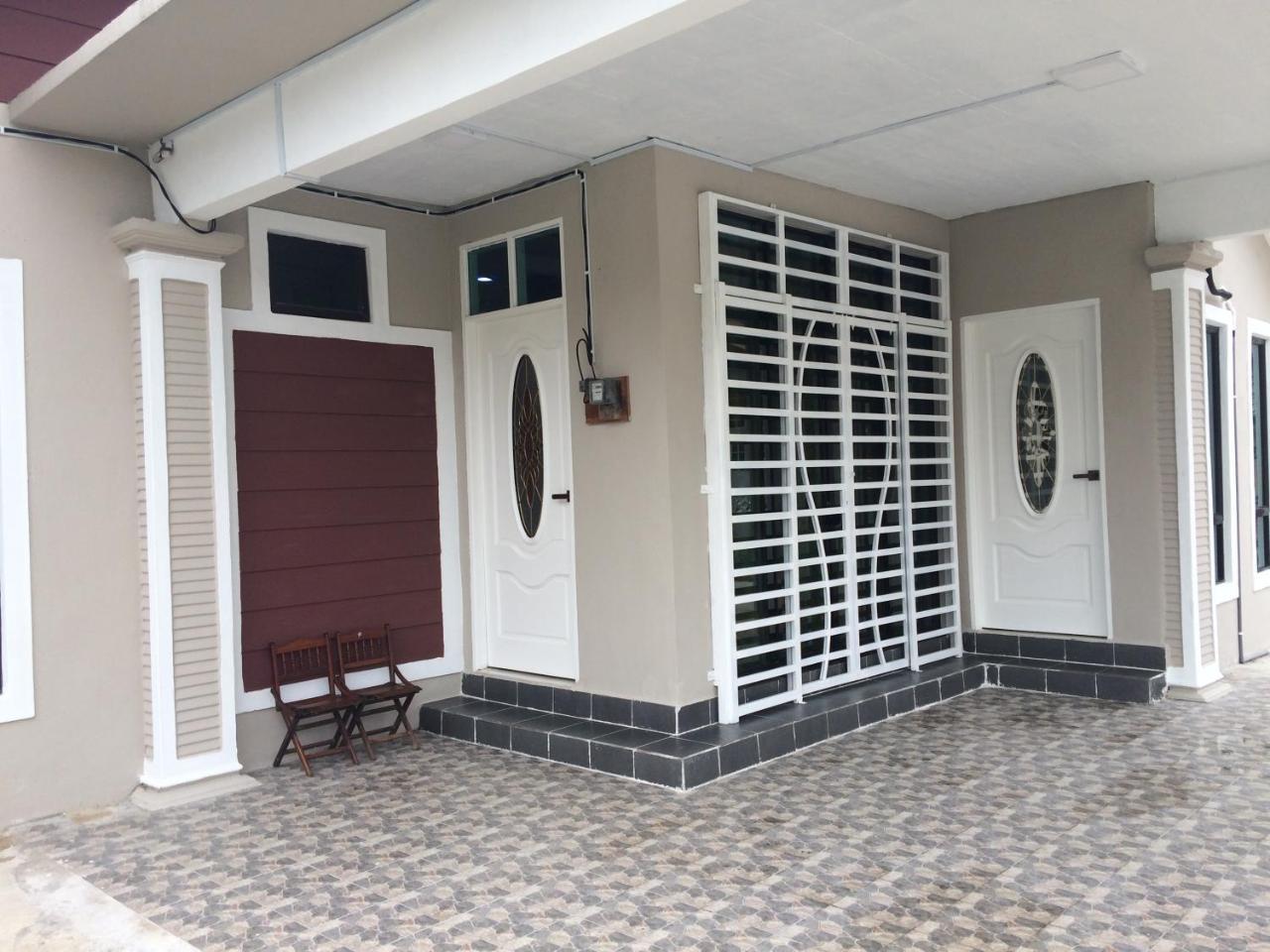 Aina Guest House Kota Bharu Eksteriør bilde